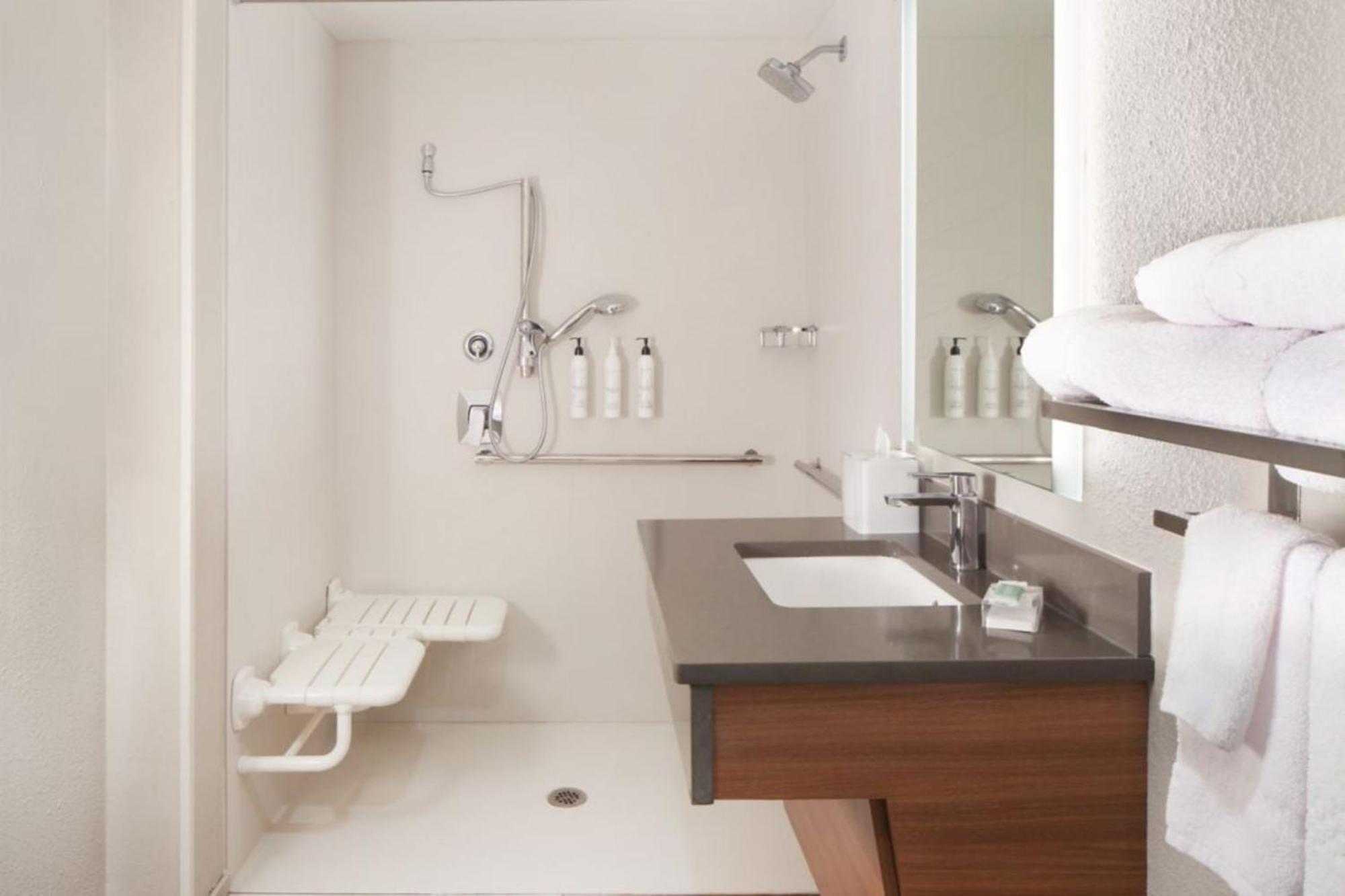 Fairfield Inn & Suites By Marriott Чарлстон Экстерьер фото