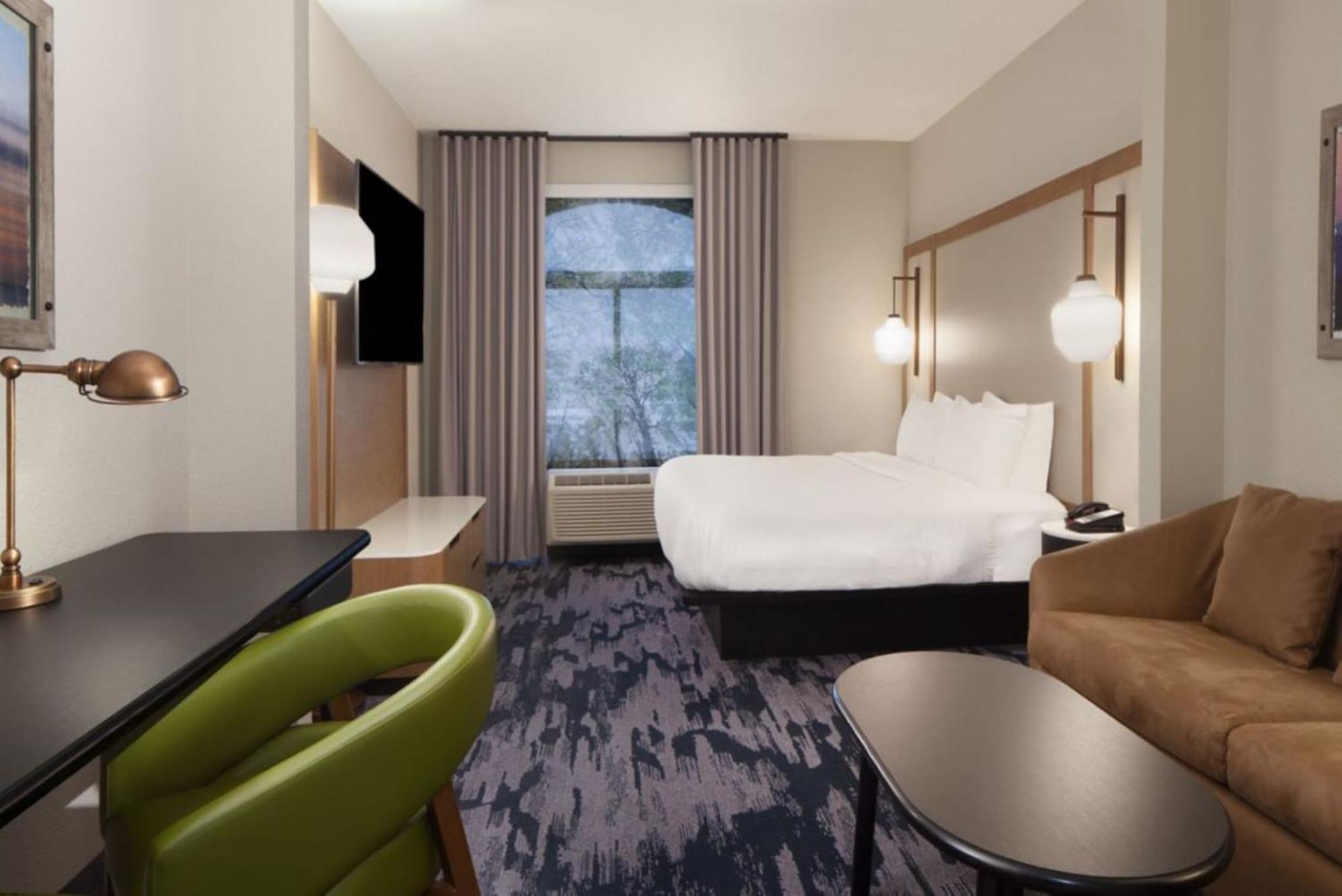 Fairfield Inn & Suites By Marriott Чарлстон Экстерьер фото